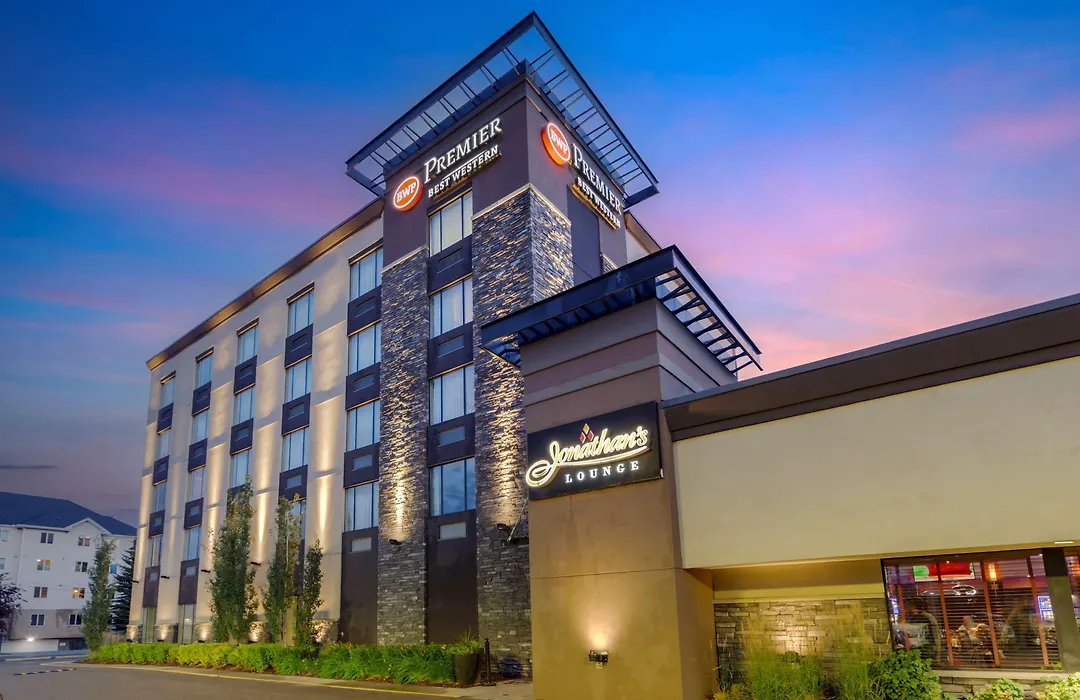 Best Western Premier Denham Inn & Suites-1