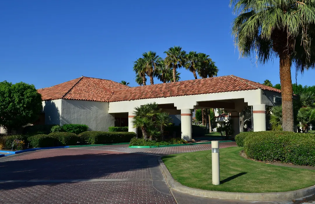 Desert Breezes Resort-1