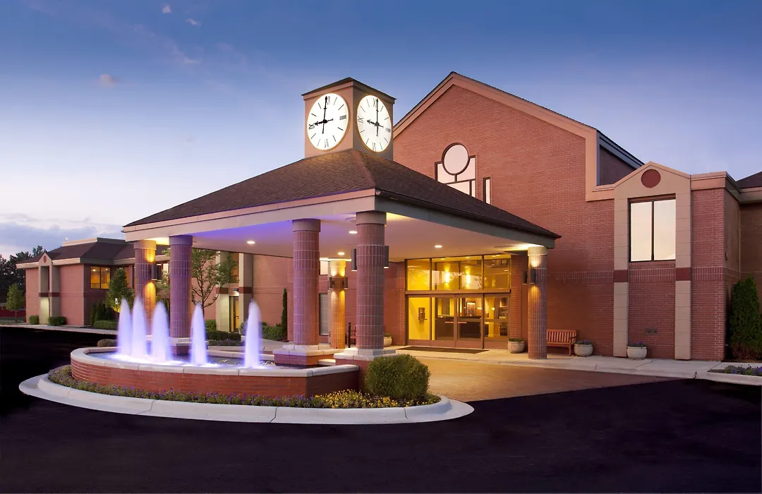 Ann Arbor Regent Hotel And Suites-1