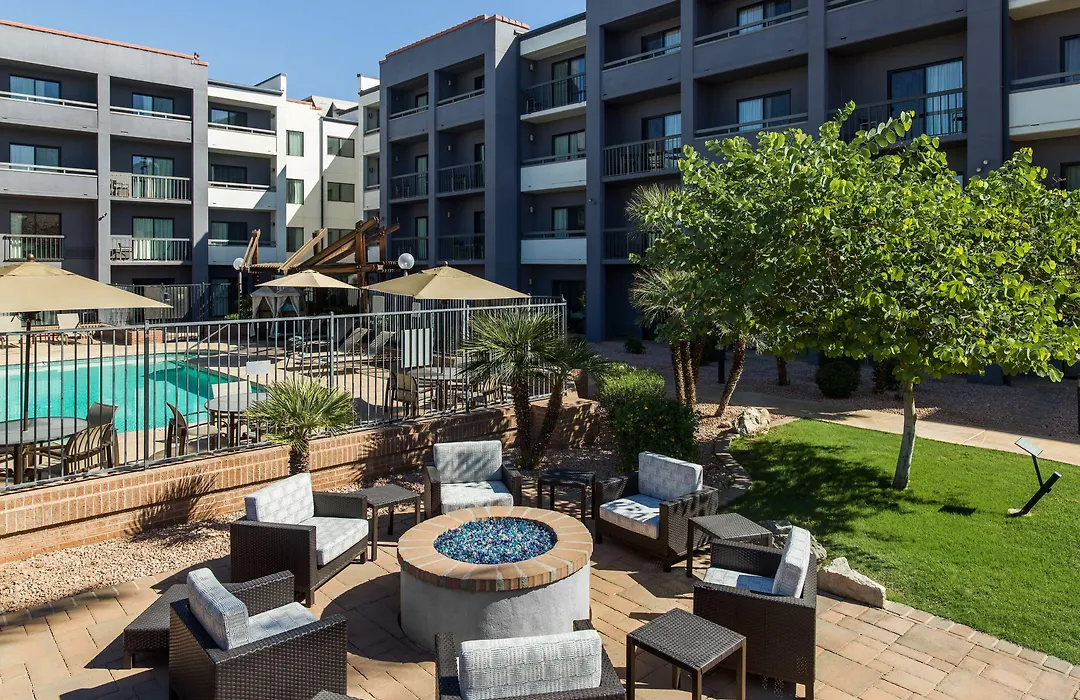 Courtyard By Marriott Phoenix Airport-1