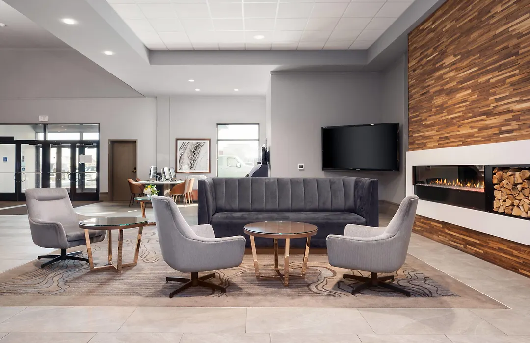 Delta Hotels By Marriott Fargo-1
