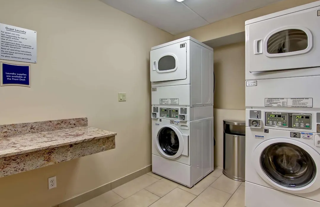 Best Western Plus Toronto North York Hotel & Suites-1
