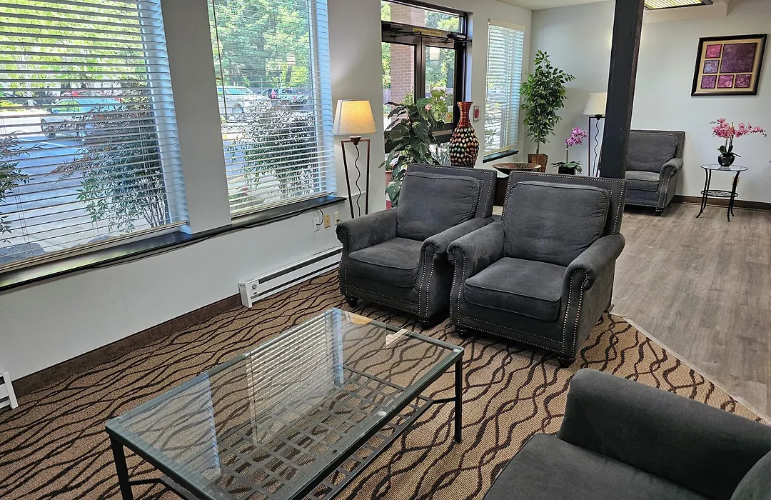 Quality Inn & Suites Vancouver North-1