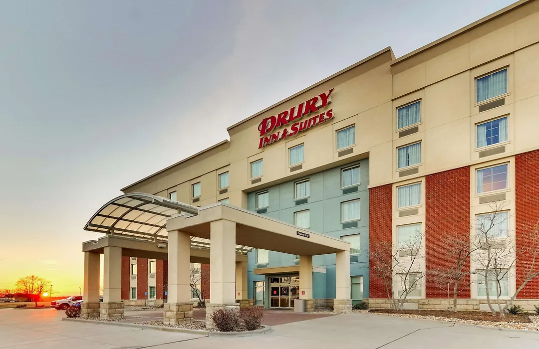 Drury Inn & Suites Sikeston-1