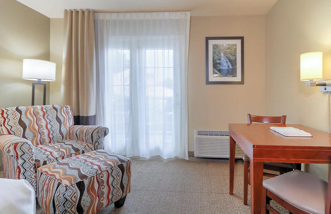 Comfort Inn & Suites At Dollywood Lane-1