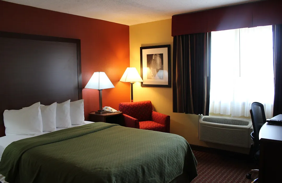 Quality Inn & Suites Lincoln South-1