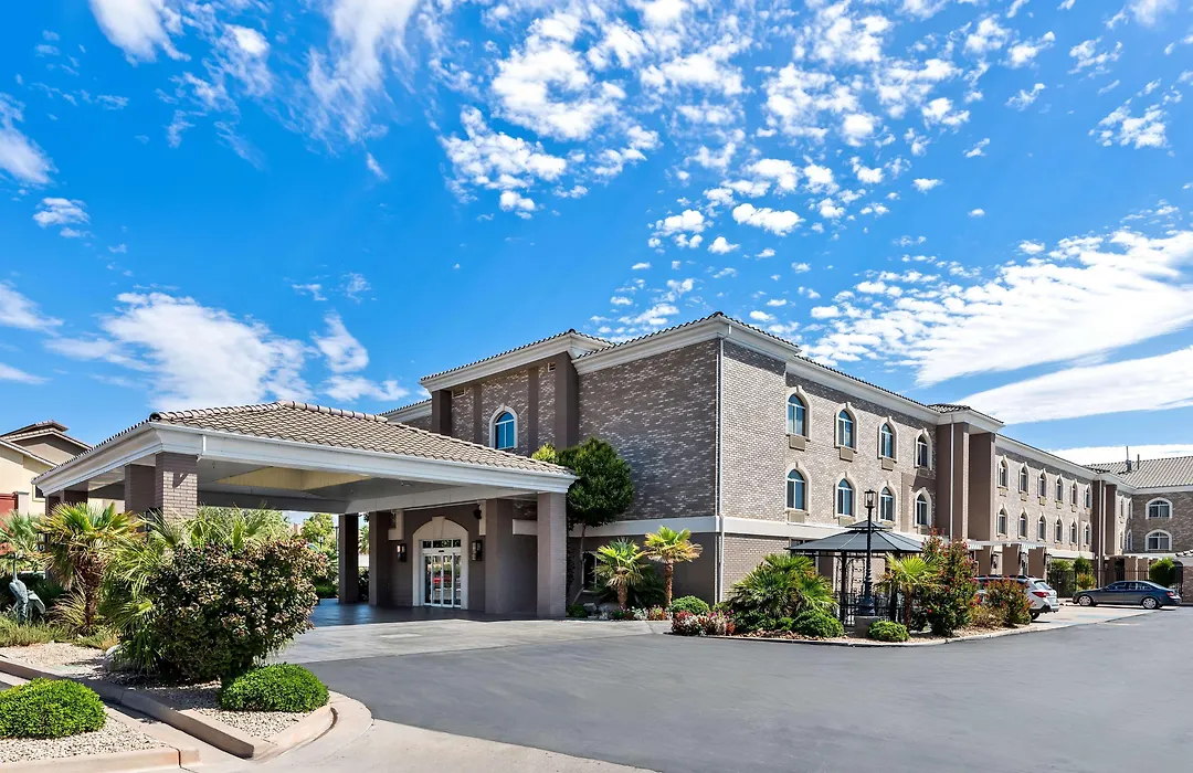 Best Western Plus Abbey Inn-1