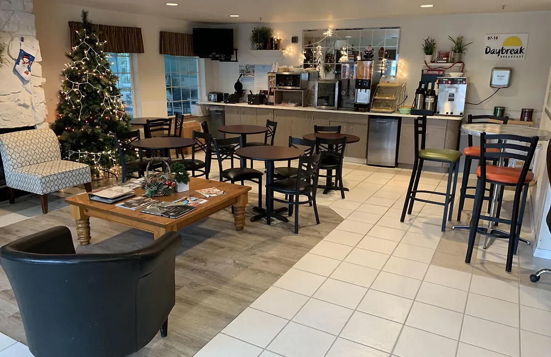 Days Inn By Wyndham Ocean Shores-1