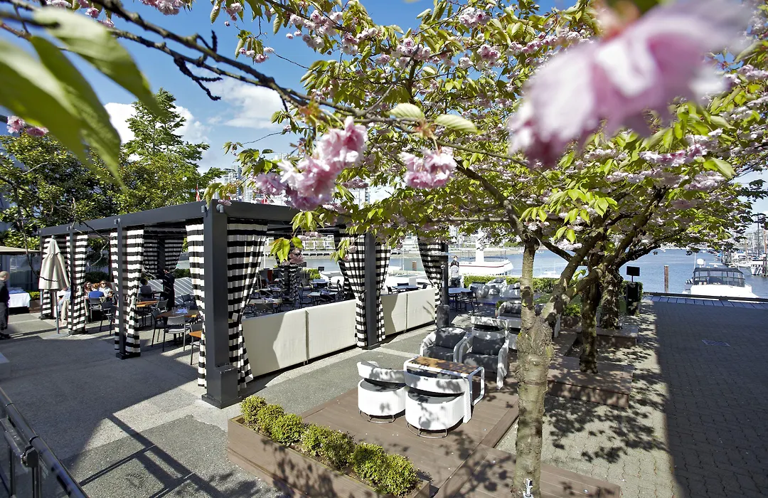 Granville Island Hotel-1