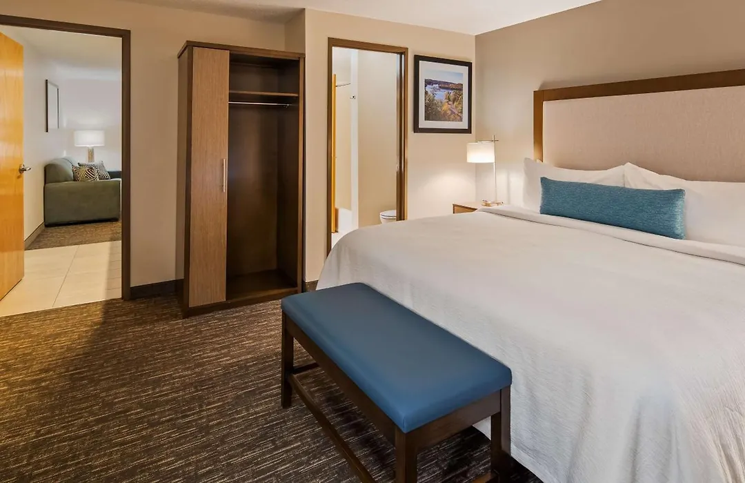 Best Western Plus Hudson I-94-1