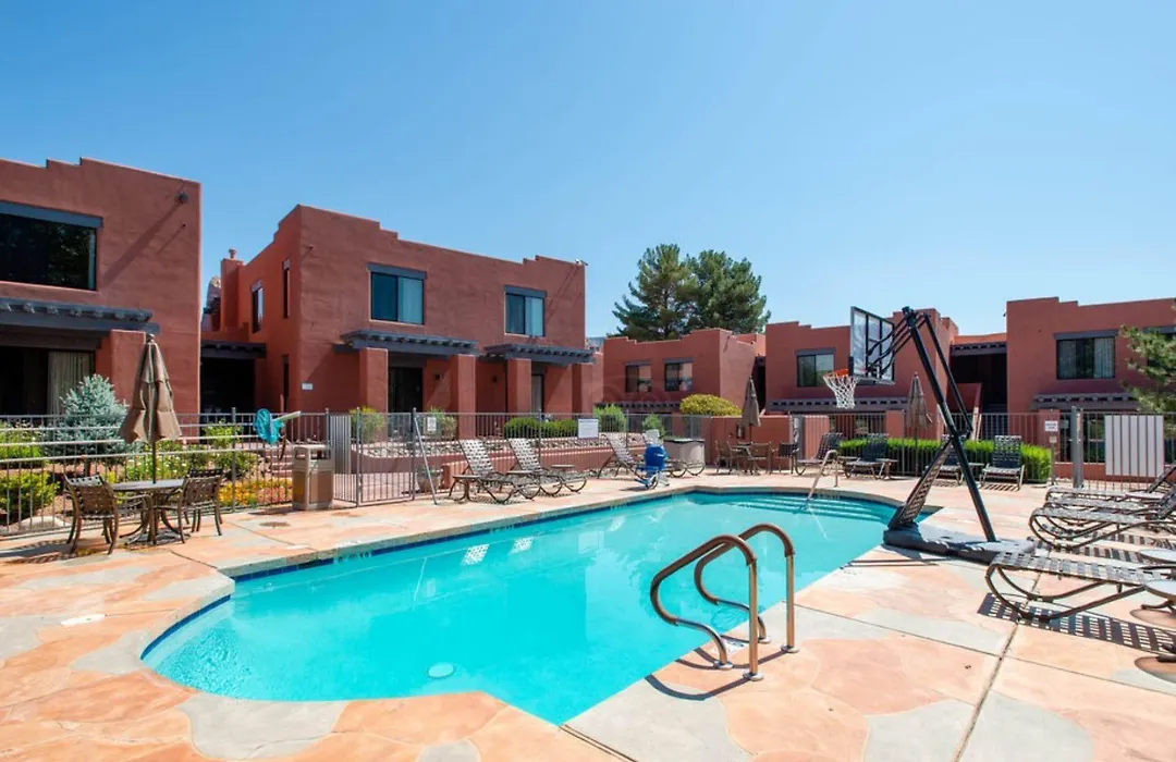 Bell Rock Inn-1