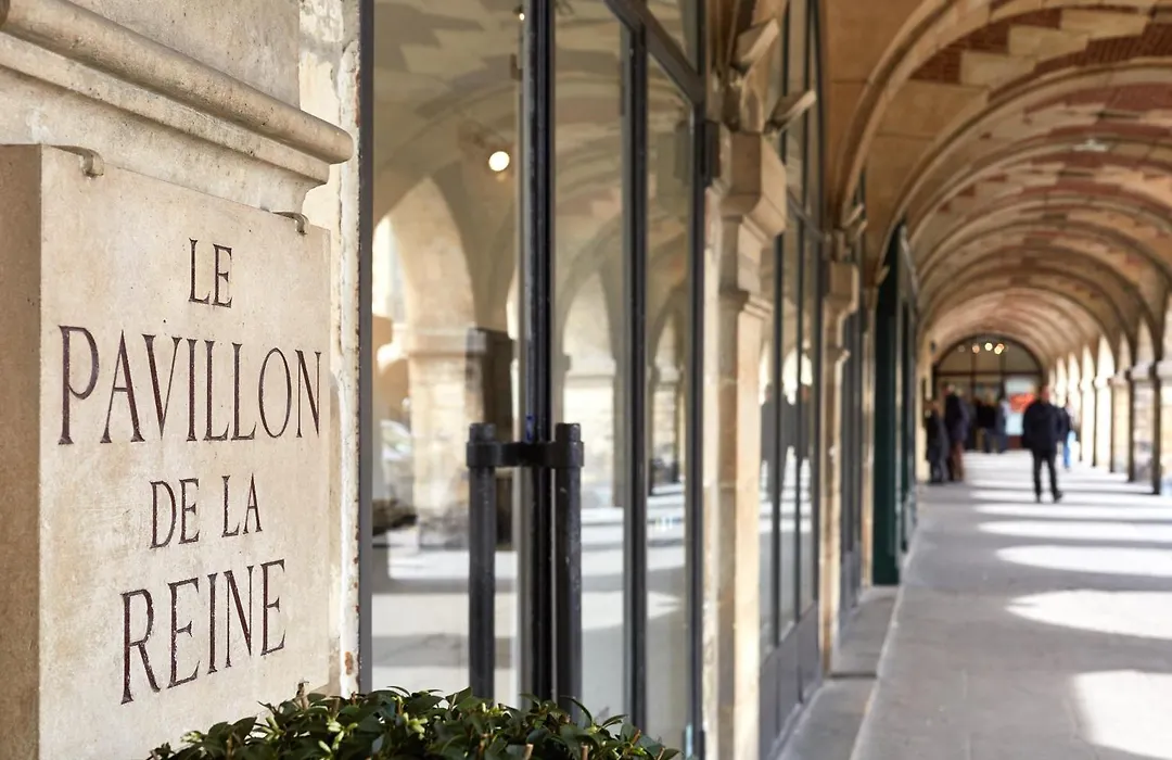 Le Pavillon De La Reine & Spa, Place Des Vosges-1