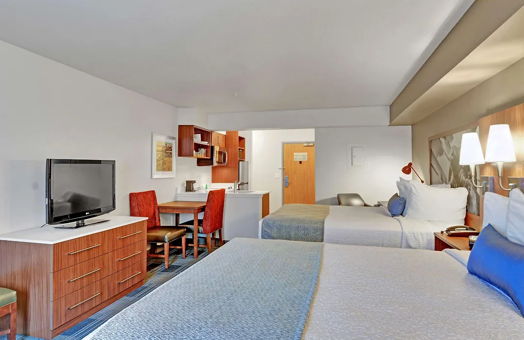 Executive Residency By Best Western Navigator Inn & Suites-1