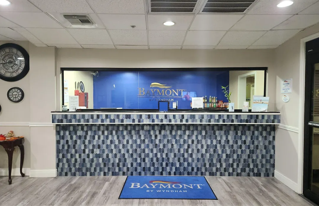 Baymont By Wyndham Houston Brookhollow-1