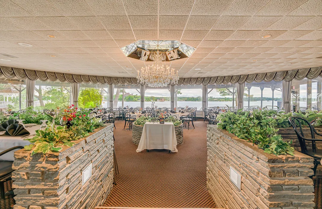 Bonnie Castle Resort & Marina-1