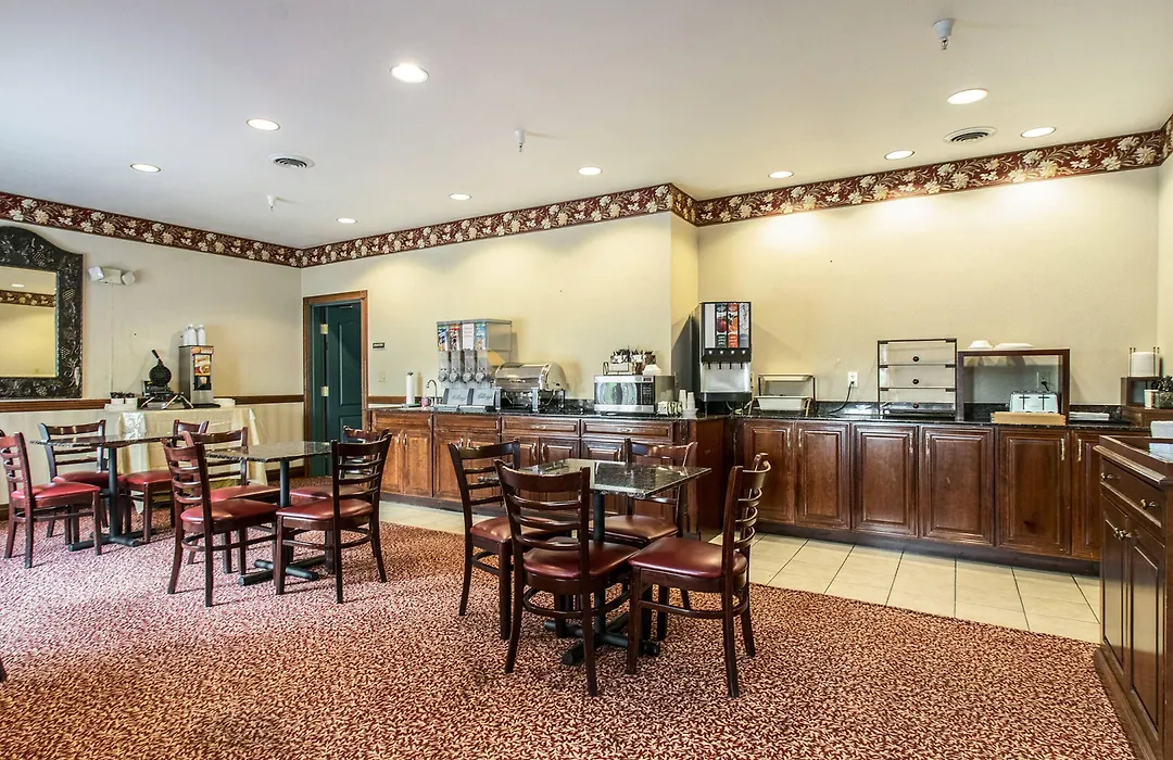 Country Inn & Suites By Radisson, Elkhart North-1