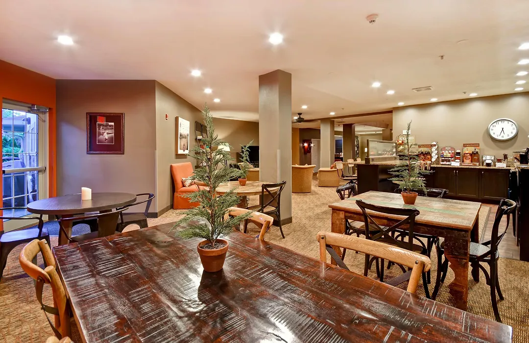 Grandstay Hotel & Suites La Crosse-1
