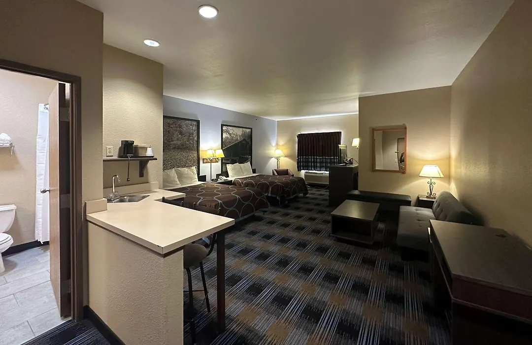 Super 8 By Wyndham Columbia East-1