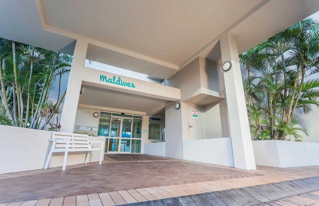 Maldives Resort Main Beach, Gold Coast-1
