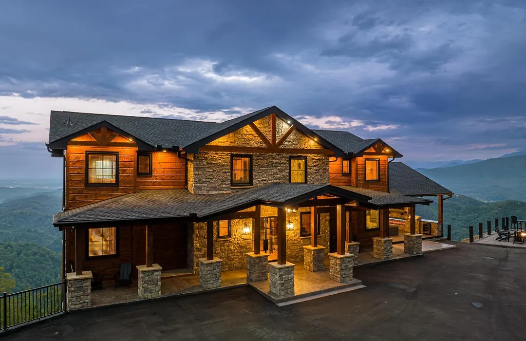 Skyfall Lodge By American Patriot Getaways-1