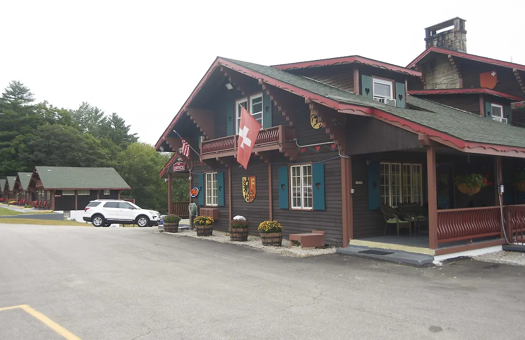 Swiss Chalets Village Inn-1