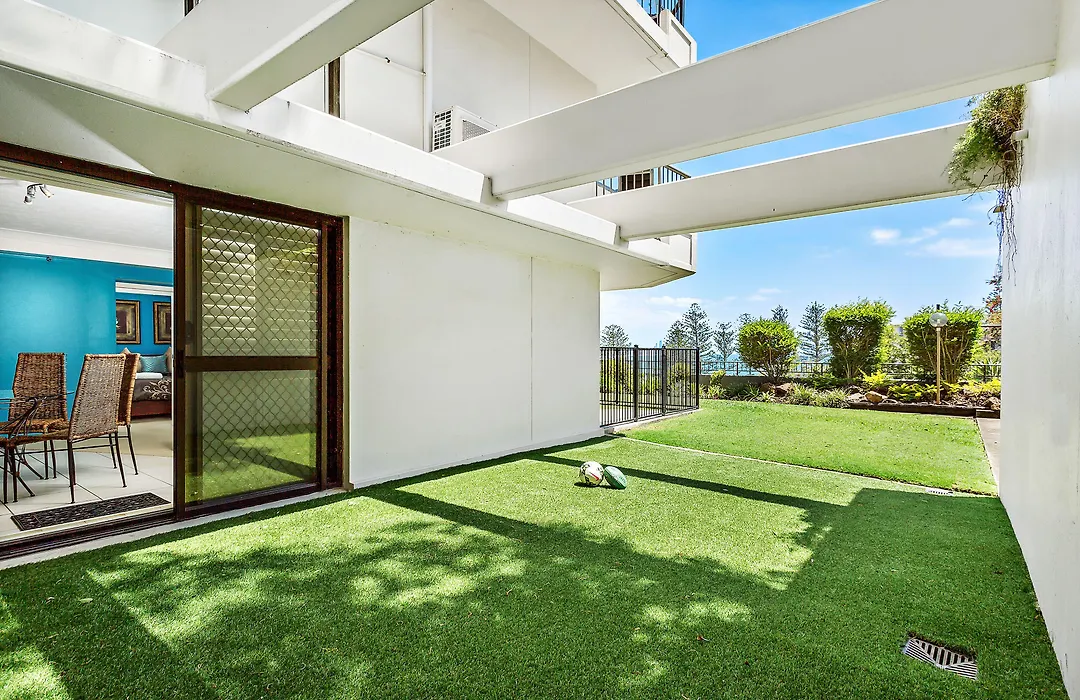 Gemini Court Holiday Apartments-1
