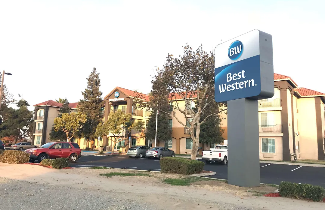 Best Western Visalia Hotel-1