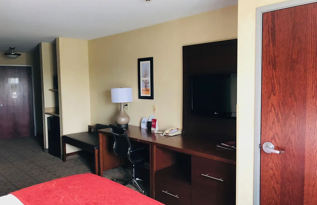 Comfort Suites Elkhart South-1