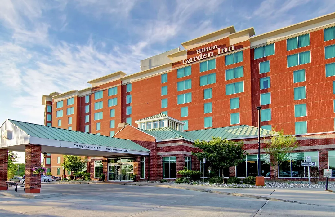 Hilton Garden Inn Ottawa Airport-1