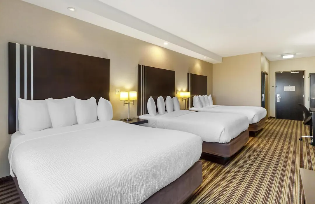 Best Western Plus Sherwood Park-1