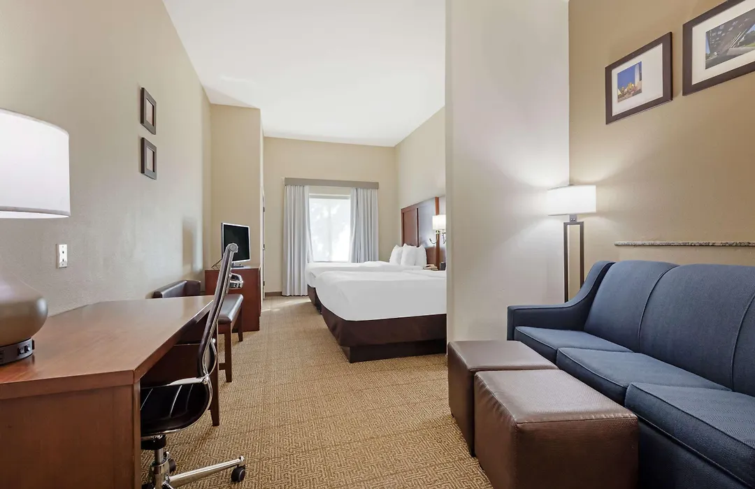 Comfort Suites West Dallas - Cockrell Hill-1