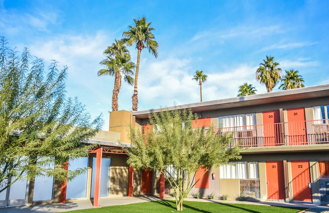 The Skylark, A Palm Springs Hotel-1