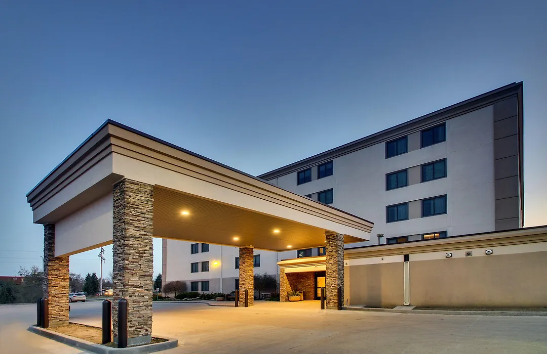 Everspring Inn-1