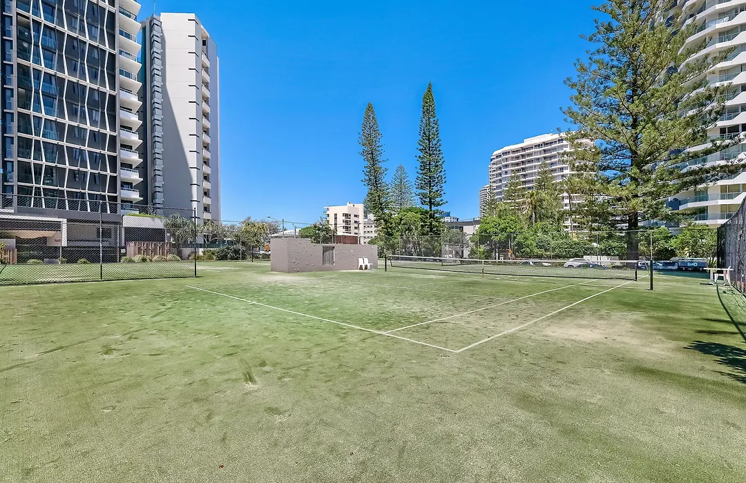 Surfers Century Oceanside Apartments-1
