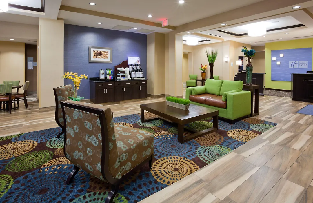 Holiday Inn Express & Suites Fort Dodge By Ihg-1