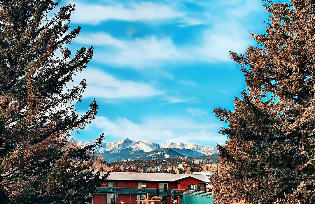 Discovery Lodge-1