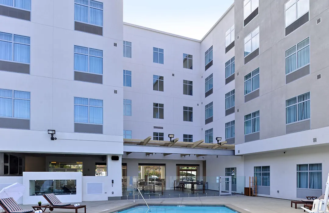 Holiday Inn Express & Suites San Diego - Mission Valley By Ihg-1