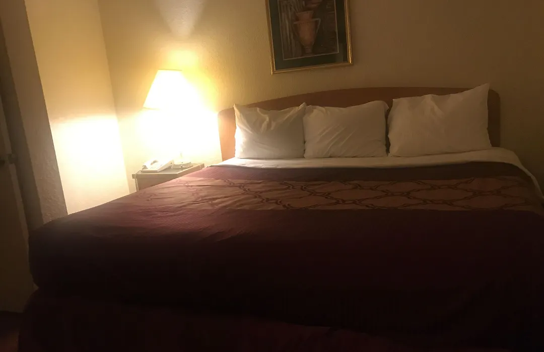 Bear Mount Inn & Suites-1