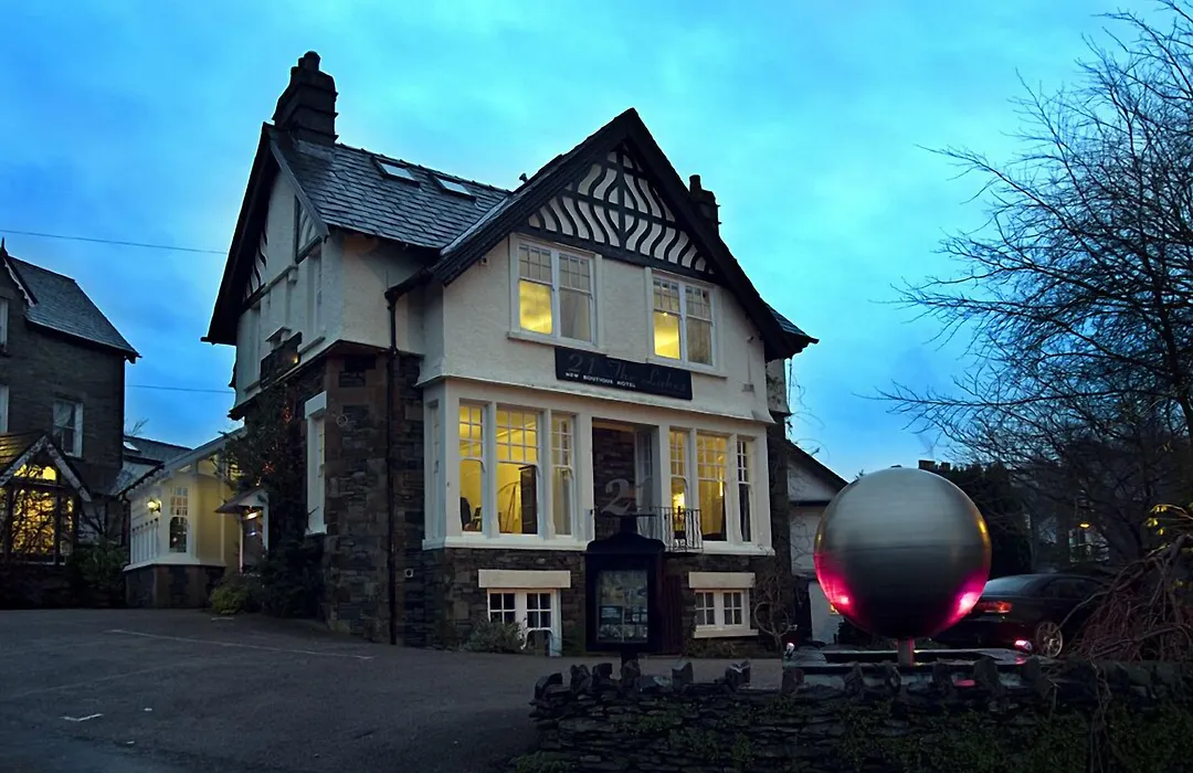 Windermere Boutique Hotel Spa Suites & Hot Tubs-1