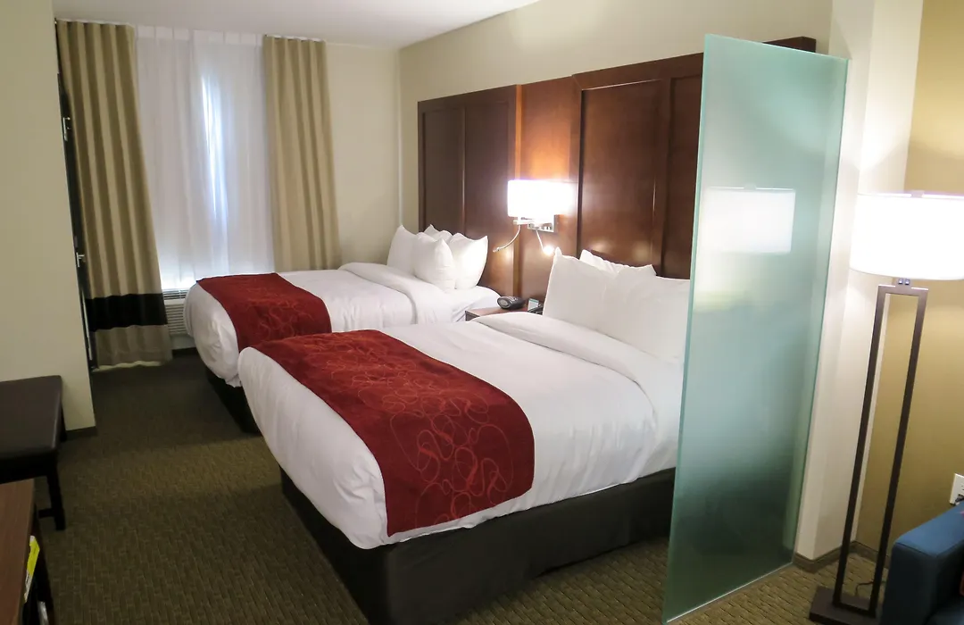Comfort Suites Regina-1