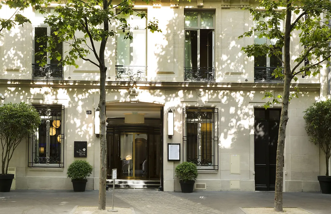 Le Narcisse Blanc-1