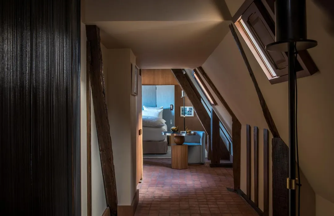Cour Des Vosges - Evok Collection-1