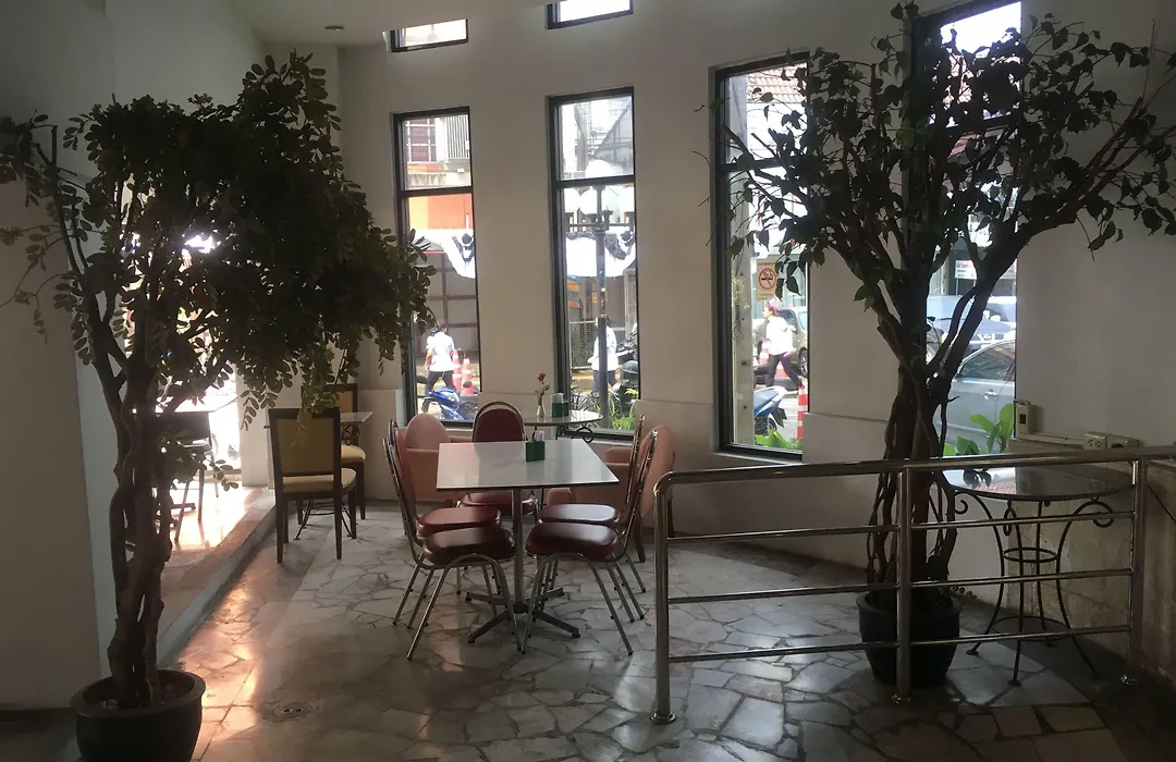 Jumbotel Hotel-1