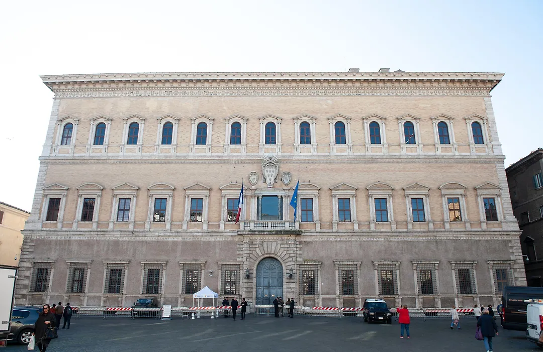 Starhome Navona-1