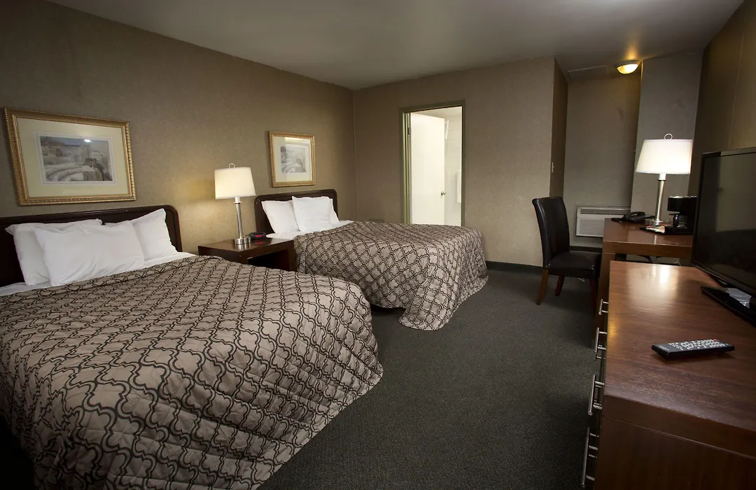The Falls Hotel & Inn-1