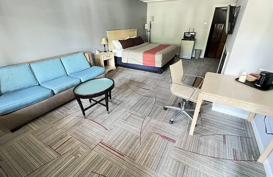Travelodge By Wyndham Lincoln Near White Mountain-1