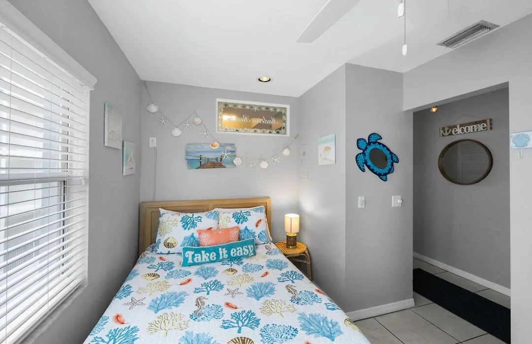 3Br Luxury 1400 Sq Ft - Oceanfront - Crimson #301-1