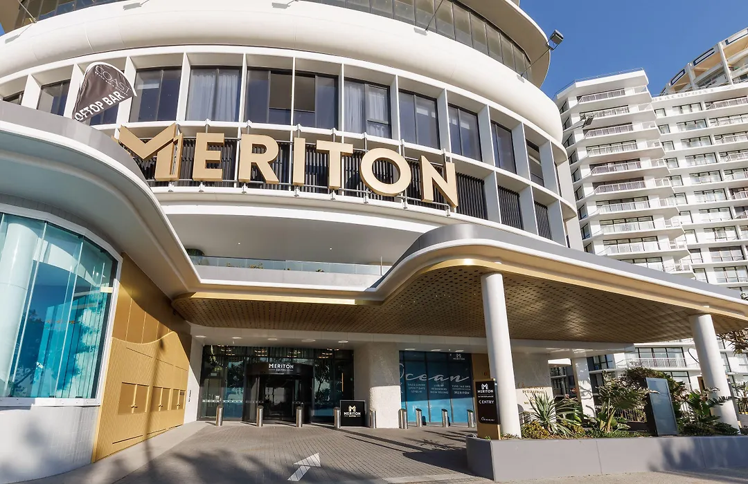 Meriton Suites Surfers Paradise-1