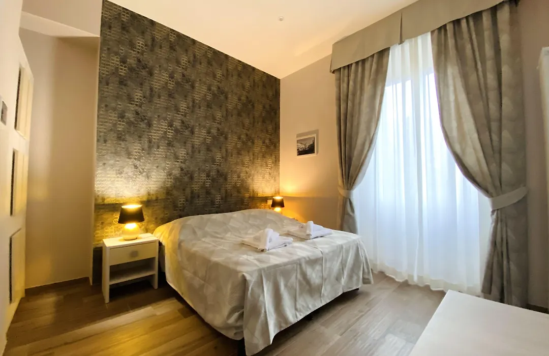 Hotelier 51-1