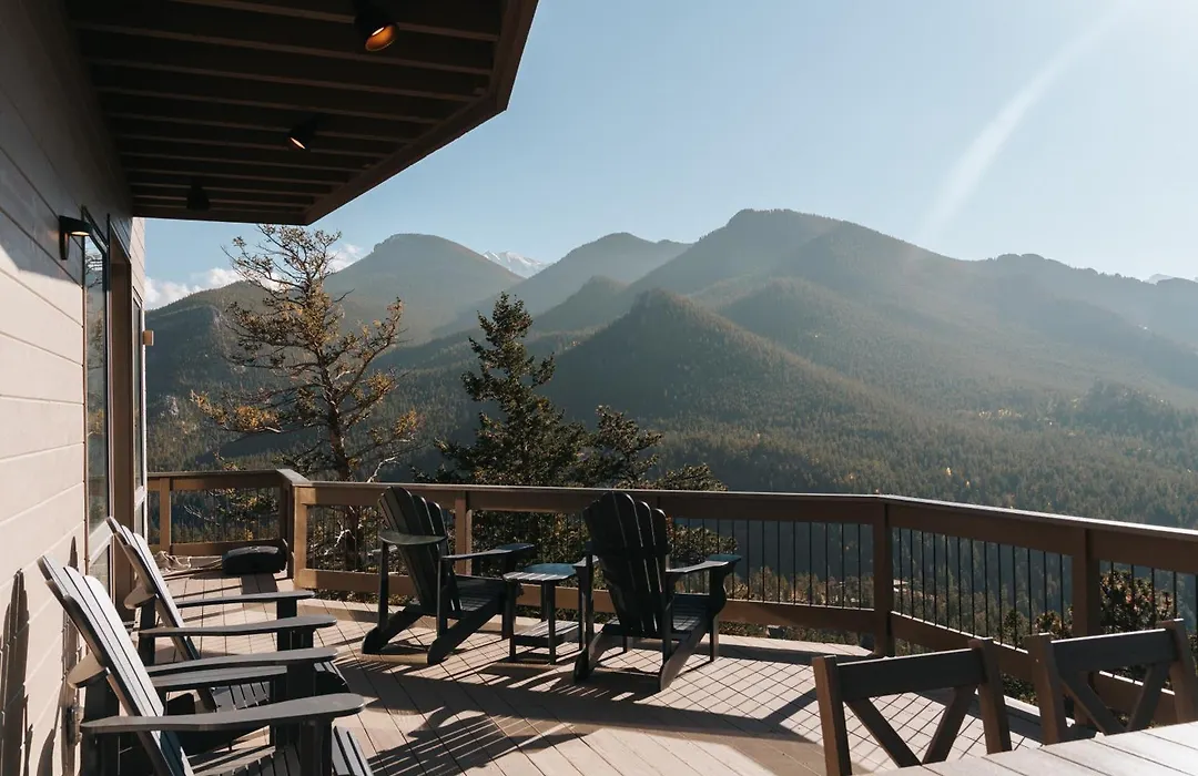 Casa De Cristal-Epic Views-Hottub-Sauna-Sleeps 10-Luxury Linens-Stocked Kitchen-1